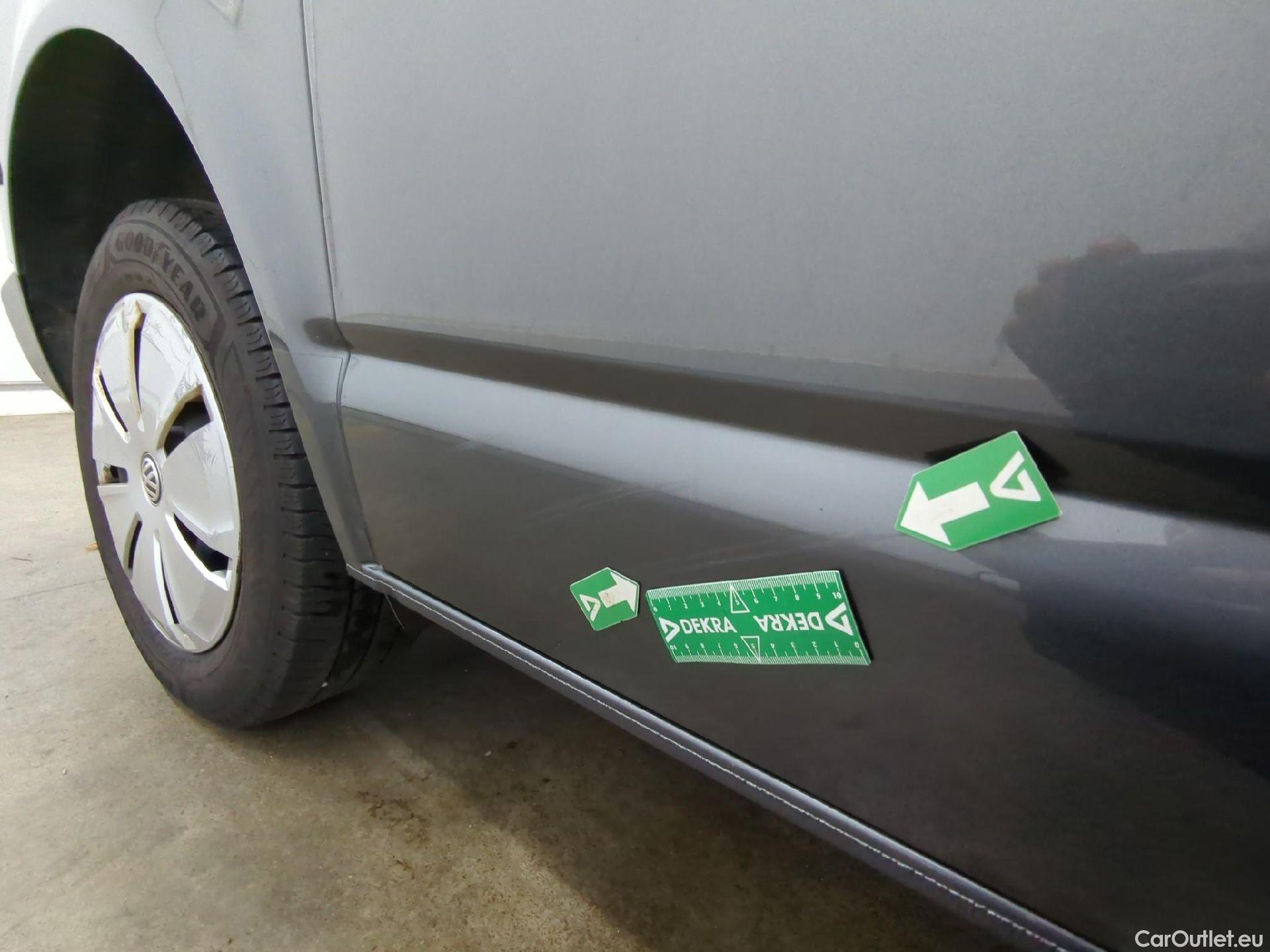  Volkswagen  Transporter VOLKSWAGEN  / 2019 / 4P / Fourgon tôlé 2.0 TDi 150 DSG7 L1H1 Business Line #16