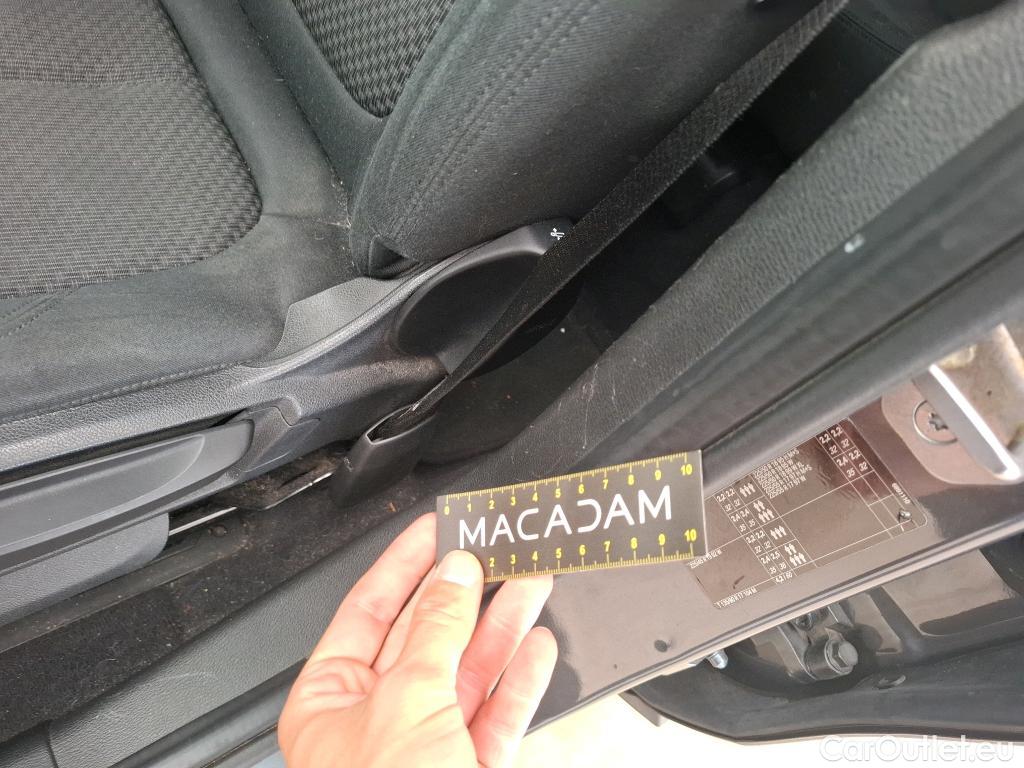  Bmw  X1 Série  sDrive16d Lounge 1.5 115CV BVM6 E6 #50