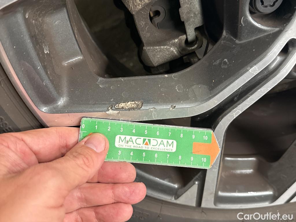  Bmw  X2 BMW  / 2017 / 5P / SUV sDrive18i Business DesignDKG7 #3