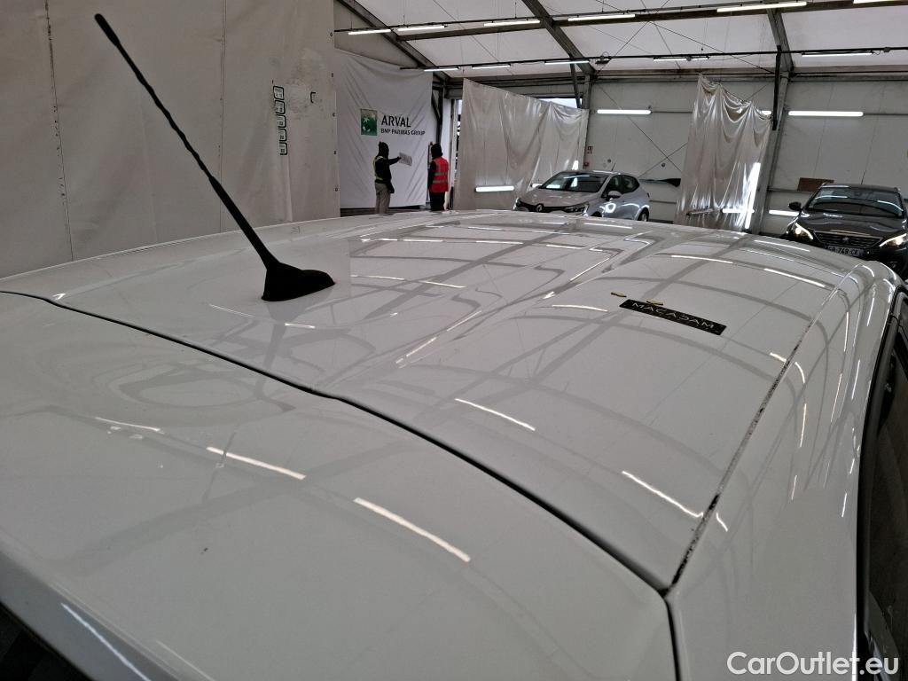  Citroen  C3  Feel 1.2 PureTech 80CV BVM5 E6d #41