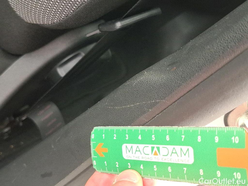  Citroen  C3  Feel Business 1.2 PureTech 80CV BVM5 E6d #2