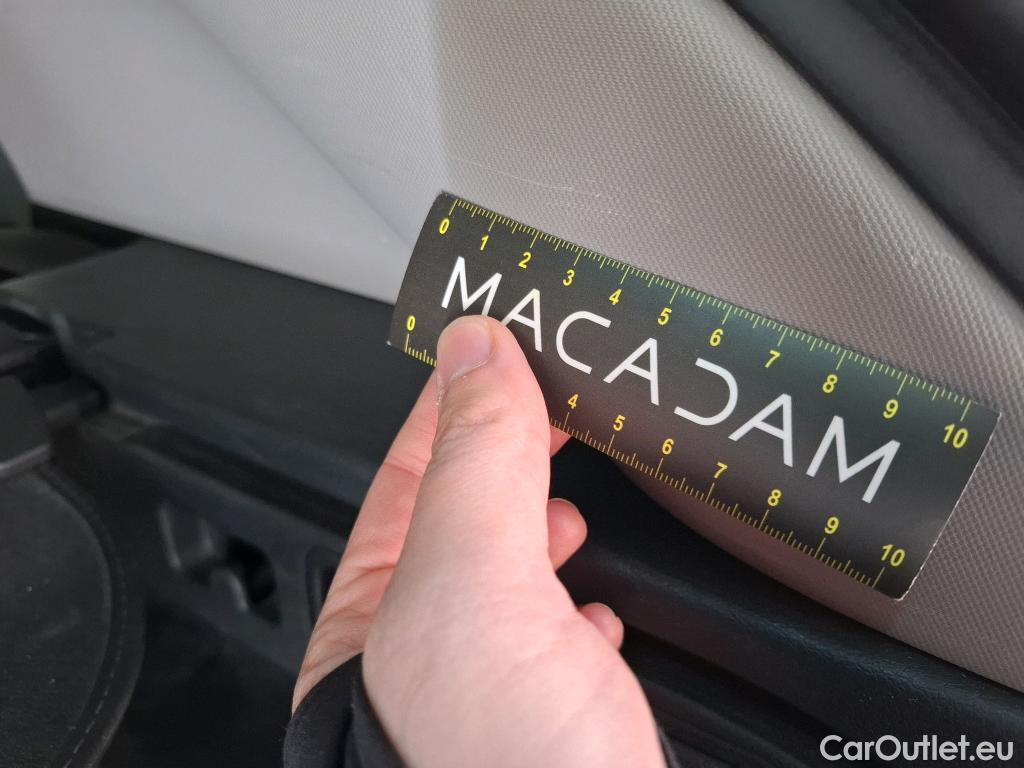  KIA  Sportage KIA  / 2021 / 5P / SUV 1.6 T-GDI 265 PHEV AUTO 4WD DESIGN #10