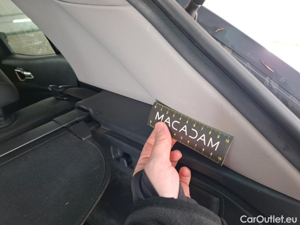  KIA  Sportage KIA  / 2021 / 5P / SUV 1.6 T-GDI 265 PHEV AUTO 4WD DESIGN #9