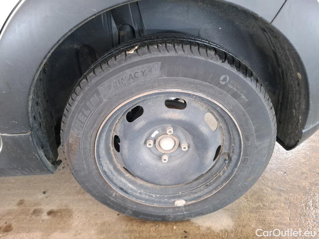  Citroen  C3  Feel 1.2 PureTech 80CV BVM5 E6d #12