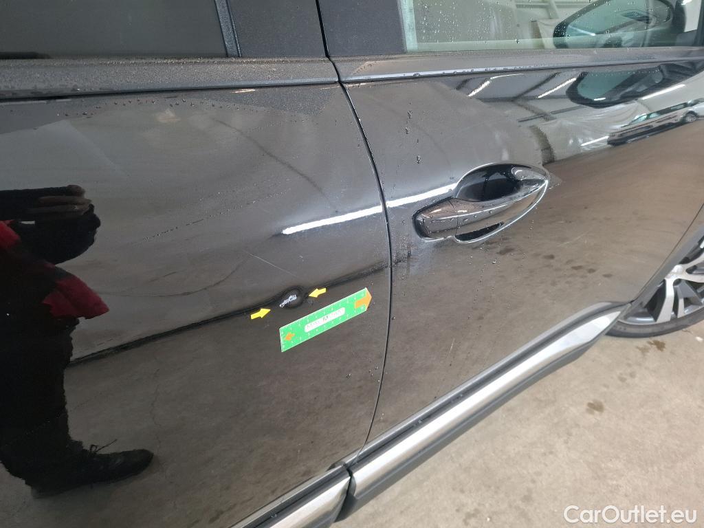  Peugeot  3008 PEUGEOT  / 2020 / 5P / SUV 1.6 HYBRID 225 E-EAT8 Allure #3