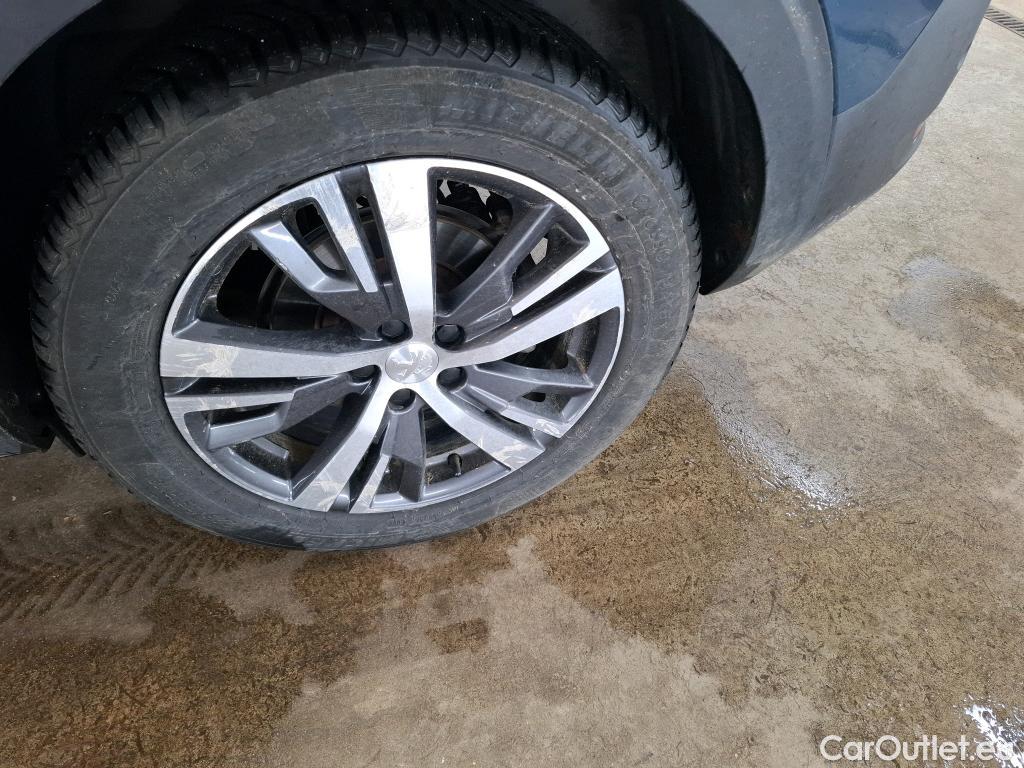  Peugeot  5008  Allure Pack 1.2 PureTech 130CV BVA8 7 Sieges E6d #15