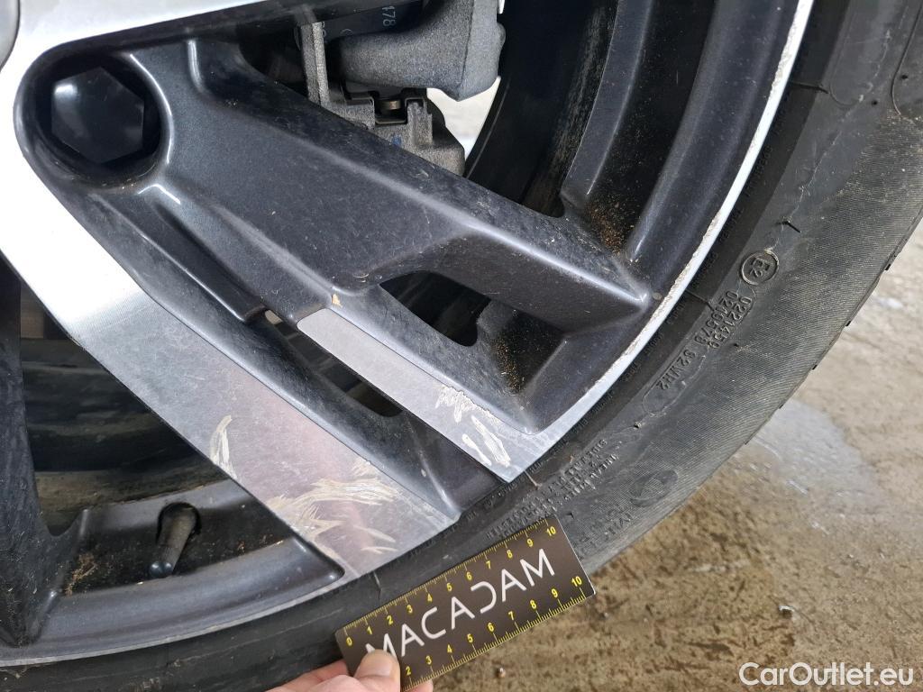  Peugeot  5008  Allure Pack 1.2 PureTech 130CV BVA8 7 Sieges E6d #19