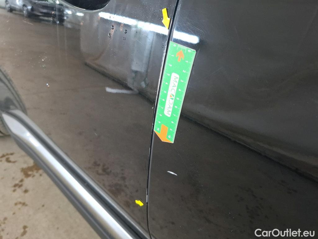  Peugeot  3008 PEUGEOT  / 2020 / 5P / SUV 1.6 HYBRID 225 E-EAT8 Allure #40