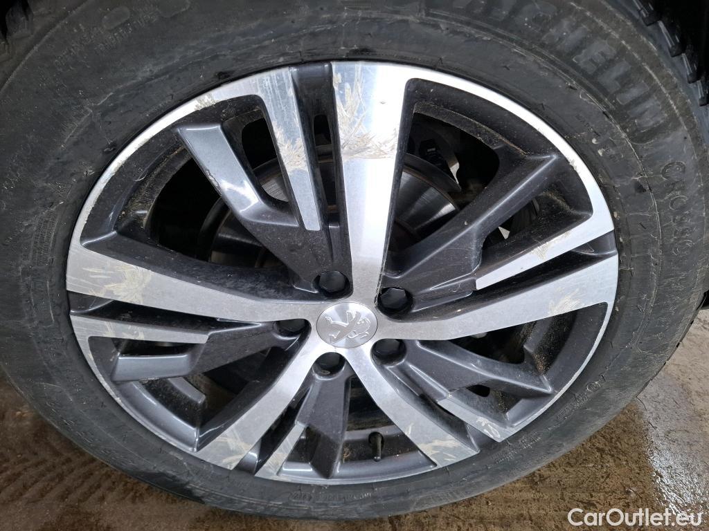  Peugeot  5008  Allure Pack 1.2 PureTech 130CV BVA8 7 Sieges E6d #16