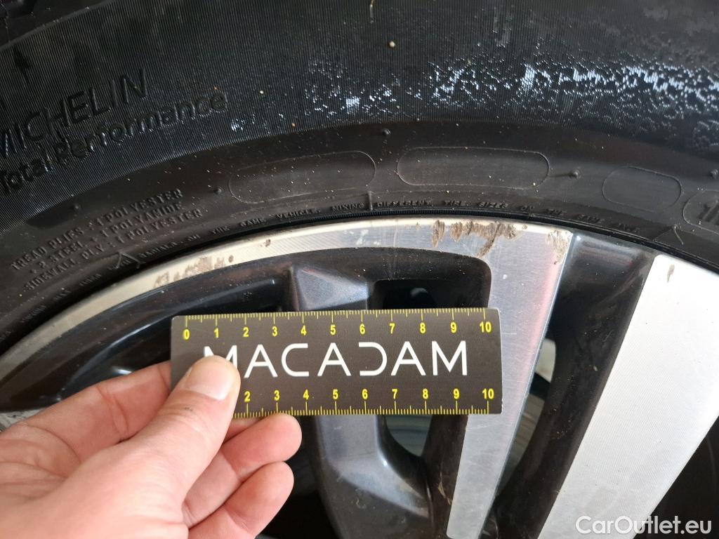  Peugeot  5008  Allure Pack 1.2 PureTech 130CV BVA8 7 Sieges E6d #24