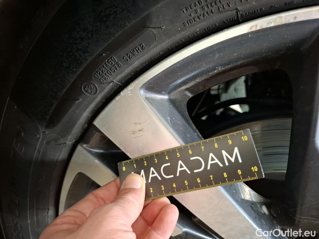  Peugeot  5008  Allure Pack 1.2 PureTech 130CV BVA8 7 Sieges E6d #30