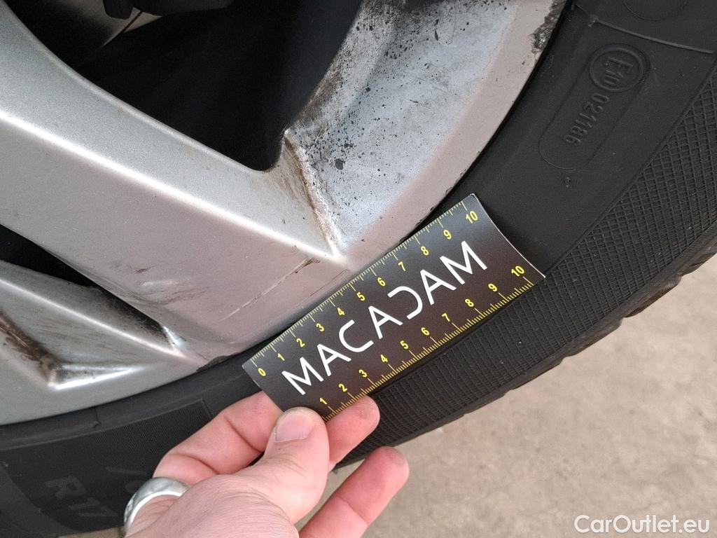  Peugeot  5008  Active Business 1.2 PureTech 130CV BVA8 7 Sieges E6dT #38