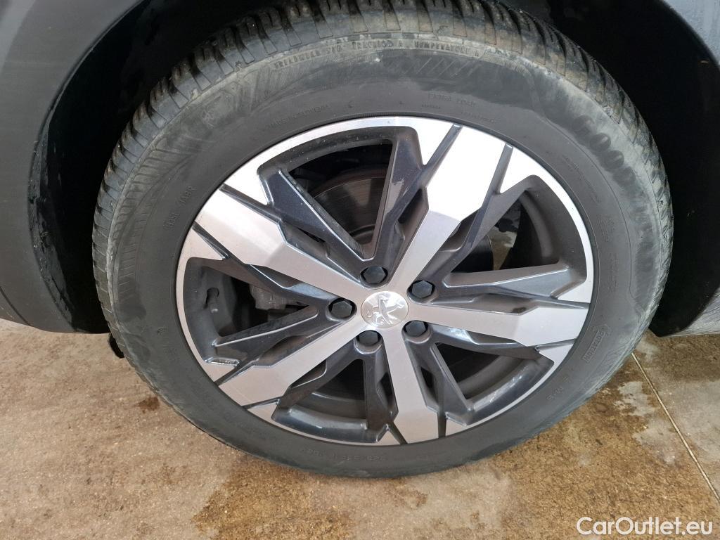  Peugeot  5008 PEUGEOT  / 2020 / 5P / SUV BlueHDi 130 S&S EAT8 GT Pack #17