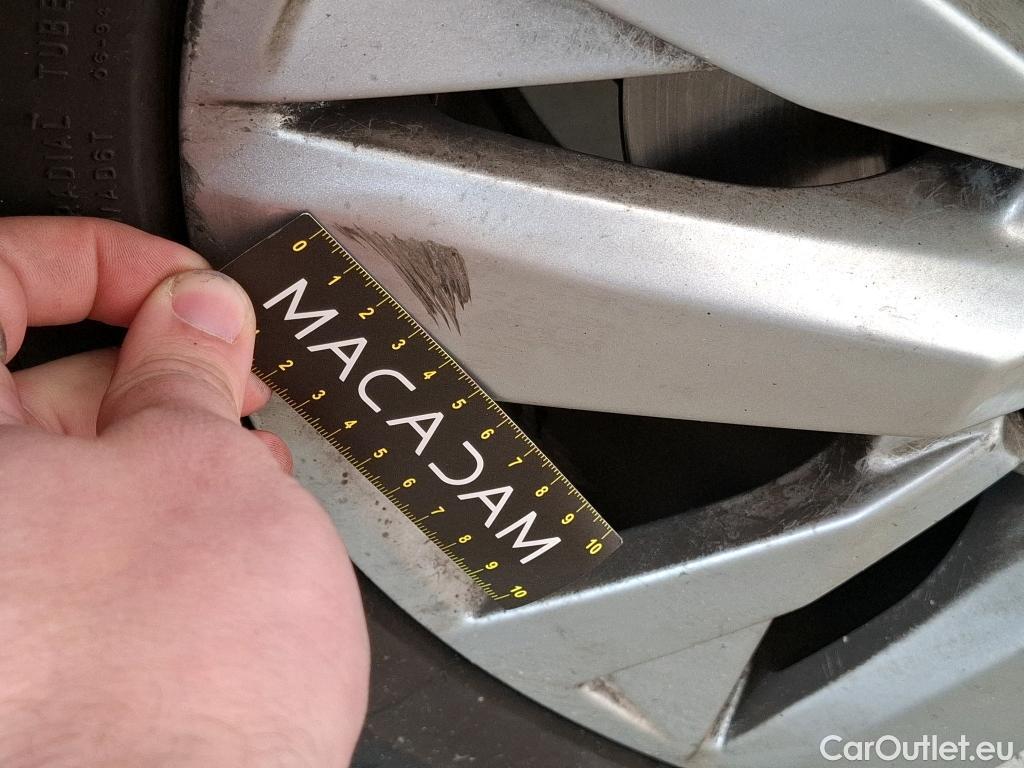  Peugeot  5008  Active Business 1.2 PureTech 130CV BVA8 7 Sieges E6dT #37