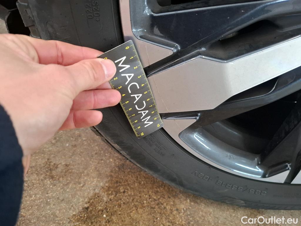  Peugeot  5008 PEUGEOT  / 2020 / 5P / SUV BlueHDi 130 S&S EAT8 GT Pack #19