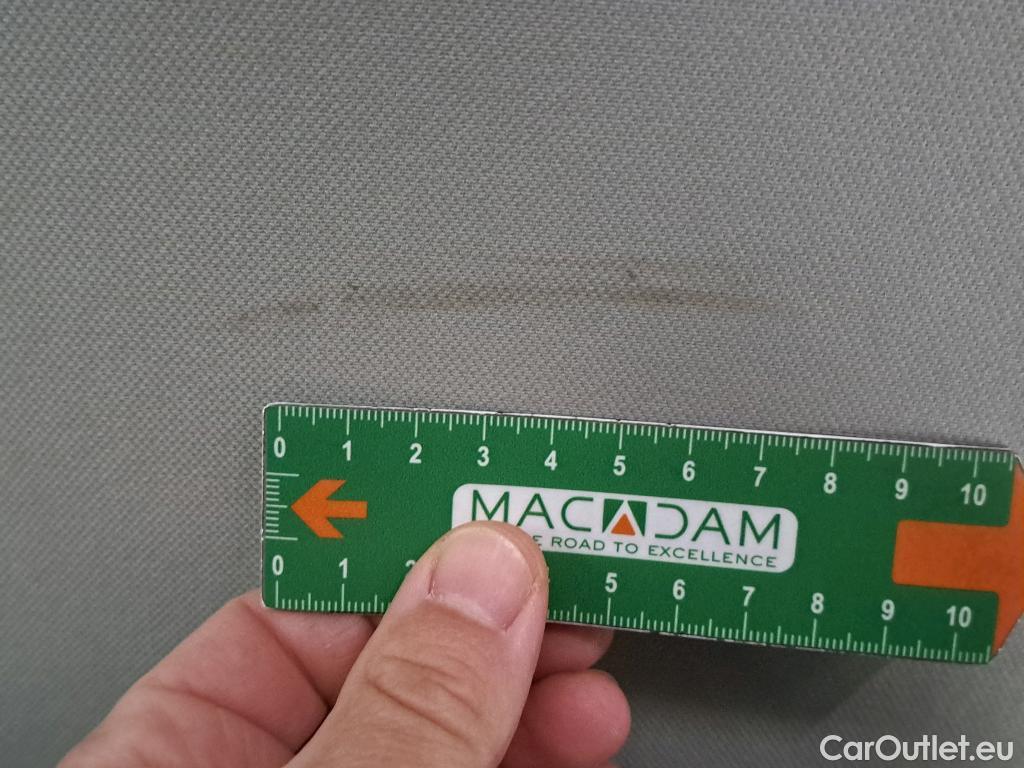  Renault  Kadjar RENAULT  / 2018 / 5P / Crossover Techno dCi 115 EDC #8