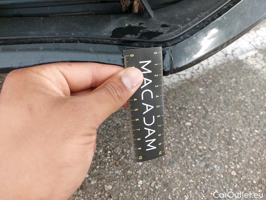  Renault  Megane RENAULT Mégane Berline / 2020 / 5P / Berline techno TCe 140 EDC #3