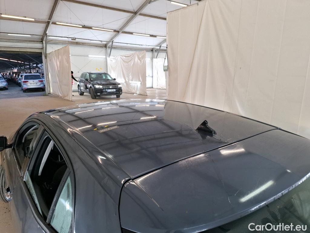  Renault  Megane  IV Berline 5 ptes. Business 1.0 TCe 115CV BVM6 E6d #3