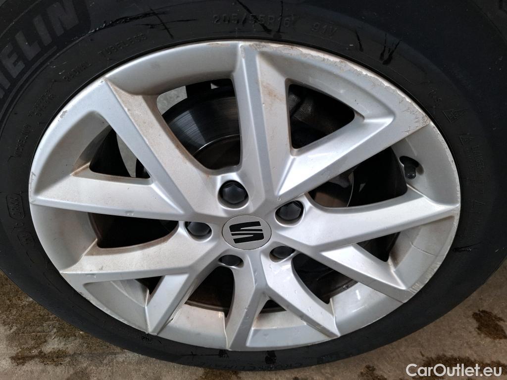  Seat  Leon SEAT  Sportstourer / 2020 / 5P / Break 1.0 eTSI 110 DSG S&S Style Business #22