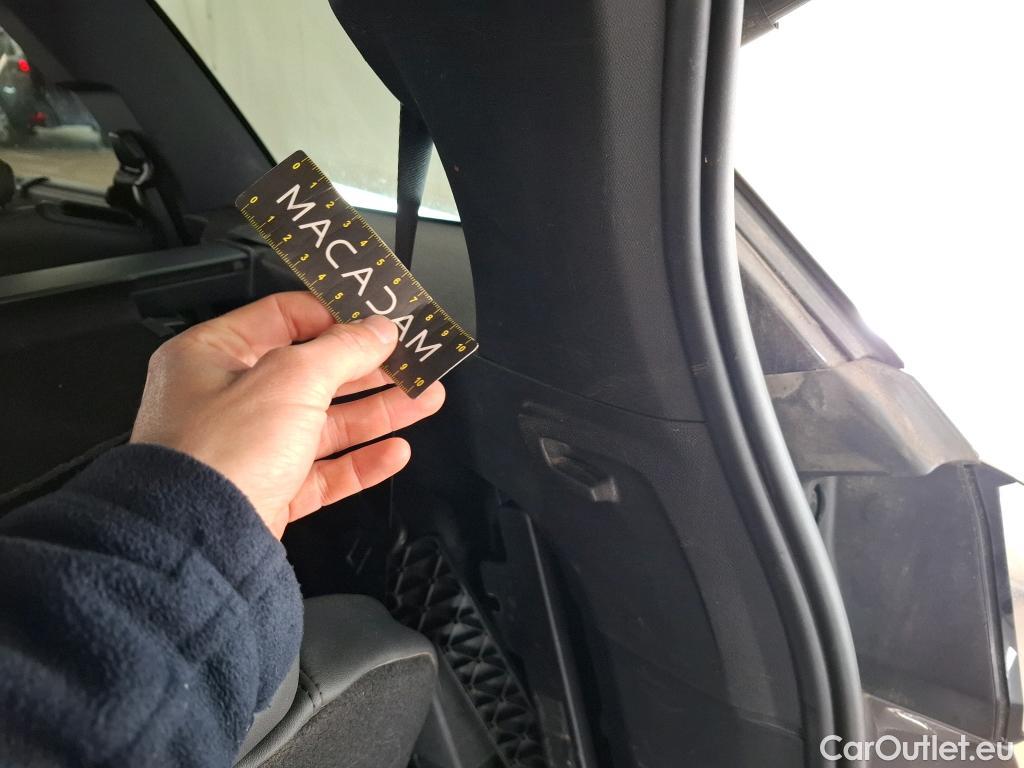  Peugeot  5008 PEUGEOT  / 2020 / 5P / SUV BlueHDi 130 S&S EAT8 GT Pack #28