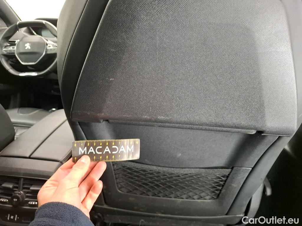  Peugeot  5008 PEUGEOT  / 2020 / 5P / SUV BlueHDi 130 S&S EAT8 GT Pack #34