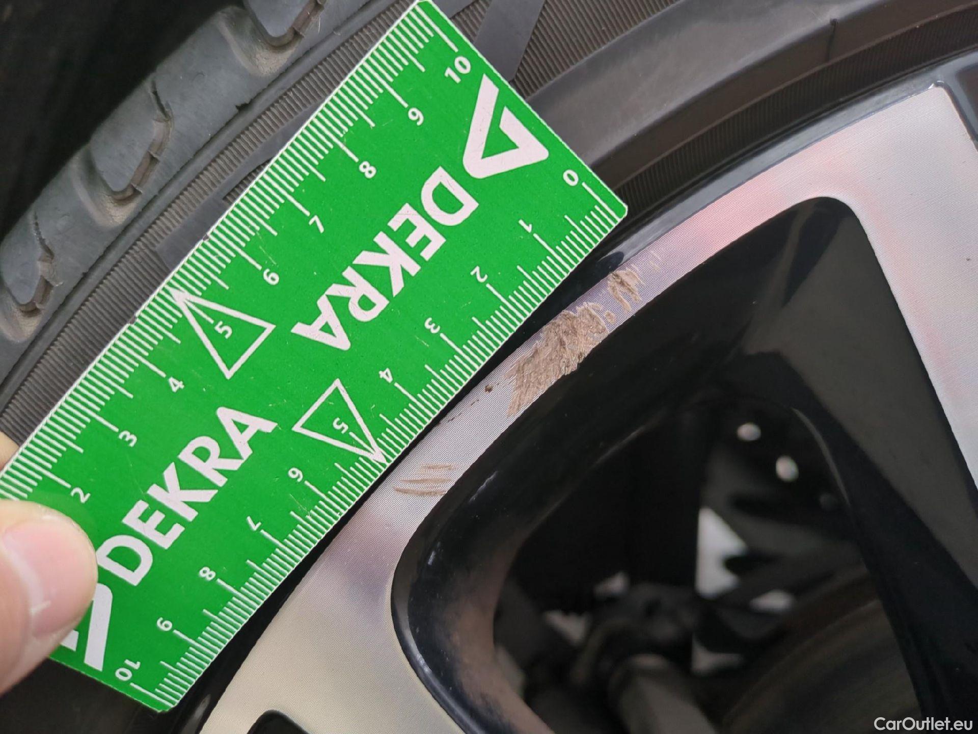  Seat  Arona  FR 1.0 TSI 110CV BVA7 E6d #8