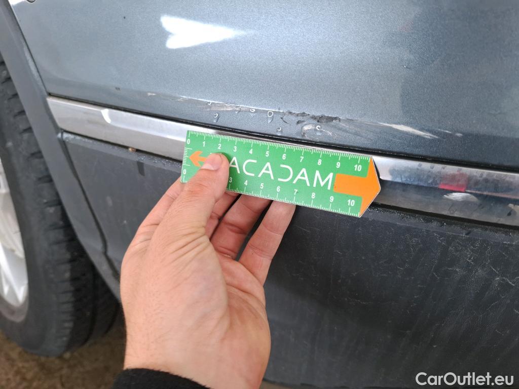  Volkswagen  Tiguan VOLKSWAGEN  Allspace / 2017 / 5P / SUV 2.0 TDI 150 DSG7 Carat #20