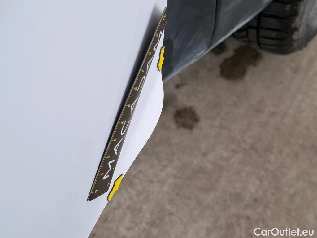  Citroen  Berlingo CITROEN  VU 4p Fourgonnette M 1.0t BlueHDi 100 SandS BVM Driver #9