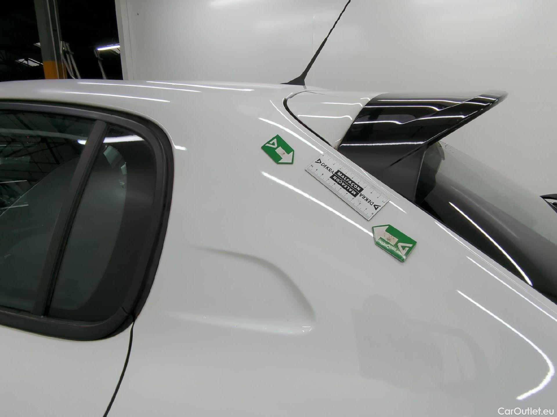  Peugeot  208 PEUGEOT  Affaire / 2019 / 5P / Berline 1.2 PT 100 S&S EAT8 Active Business R #27