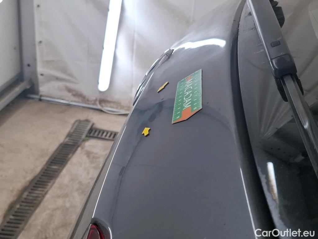  Volkswagen  Tiguan VOLKSWAGEN  Allspace / 2017 / 5P / SUV 2.0 TDI 150 DSG7 Carat #13