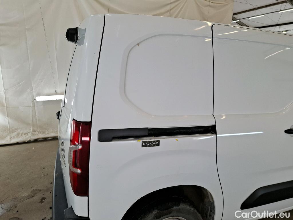  Citroen  Berlingo CITROEN  VU 4p Fourgonnette M 1.0t BlueHDi 100 SandS BVM Driver #1