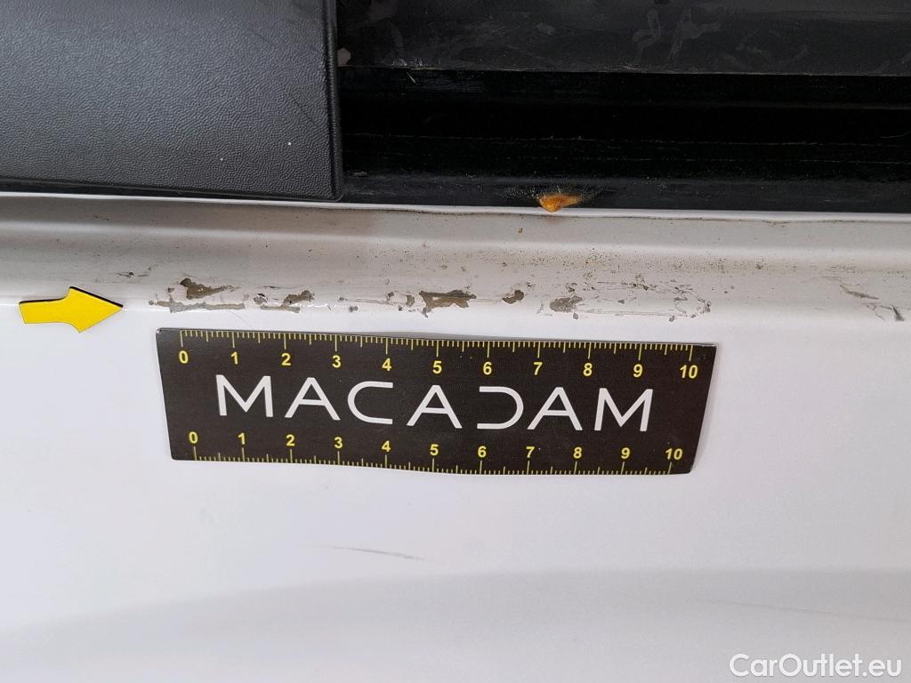  Citroen  Berlingo CITROEN  VU 4p Fourgonnette M 1.0t BlueHDi 100 SandS BVM Driver #2