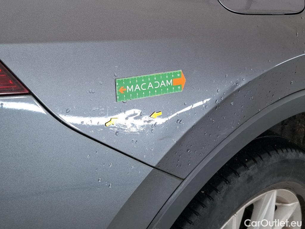  Volkswagen  Tiguan VOLKSWAGEN  Allspace / 2017 / 5P / SUV 2.0 TDI 150 DSG7 Carat #3