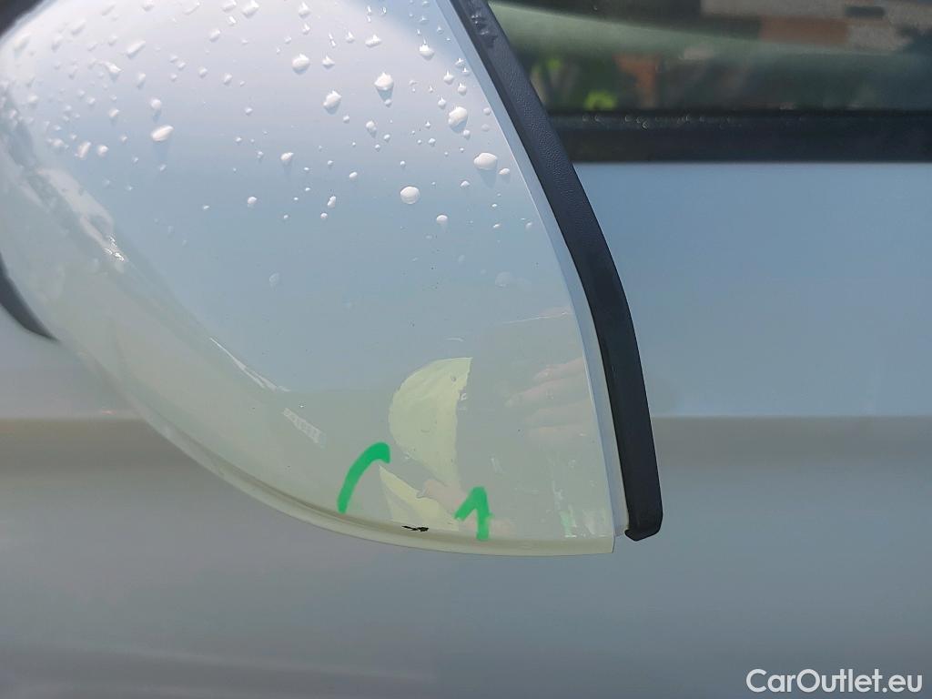  Land Rover  Discovery SEAT Nuevo León / 2020 / 5P / berlina con portón 2.0 TDI 85kW S&S Style Go(SP) #18