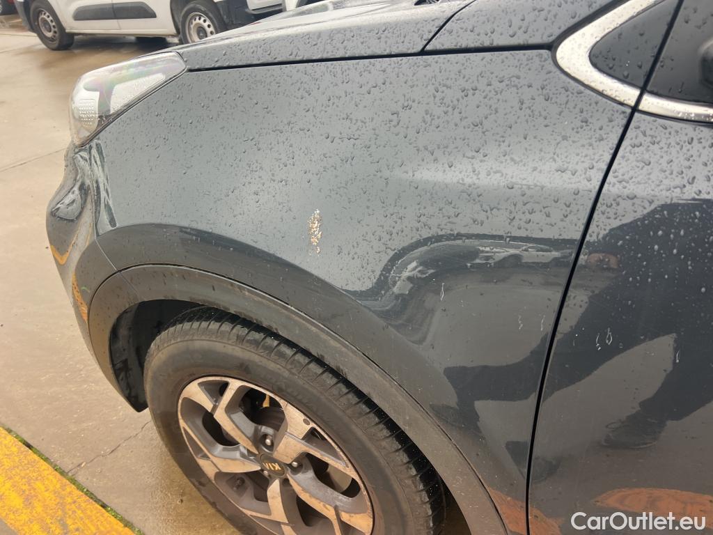  KIA  Sportage KIA  / 2018 / 5P / todoterreno 1.6 MHEV Business 100kW (136CV) 4x2 #9