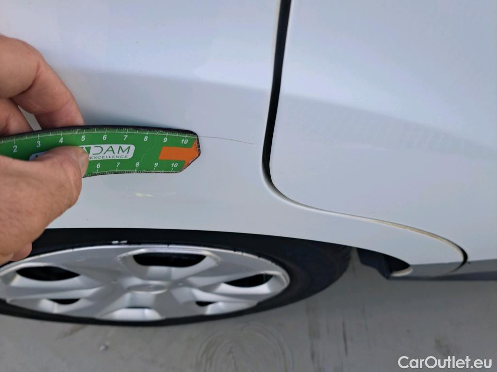  Ford  Transit FORD  Courier/2014/4P/furgón der.turis Van 1.5 TDCi 56kW Trend #43