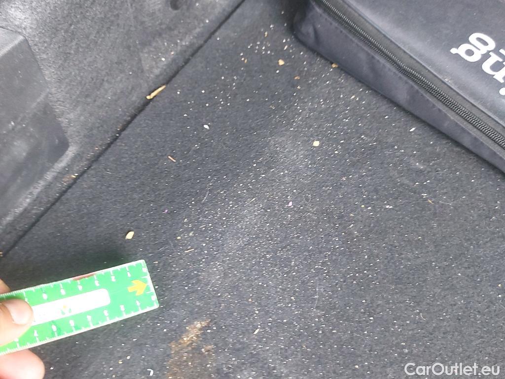  Land Rover  Discovery SEAT Nuevo León / 2020 / 5P / berlina con portón 2.0 TDI 85kW S&S Style Go(SP) #15