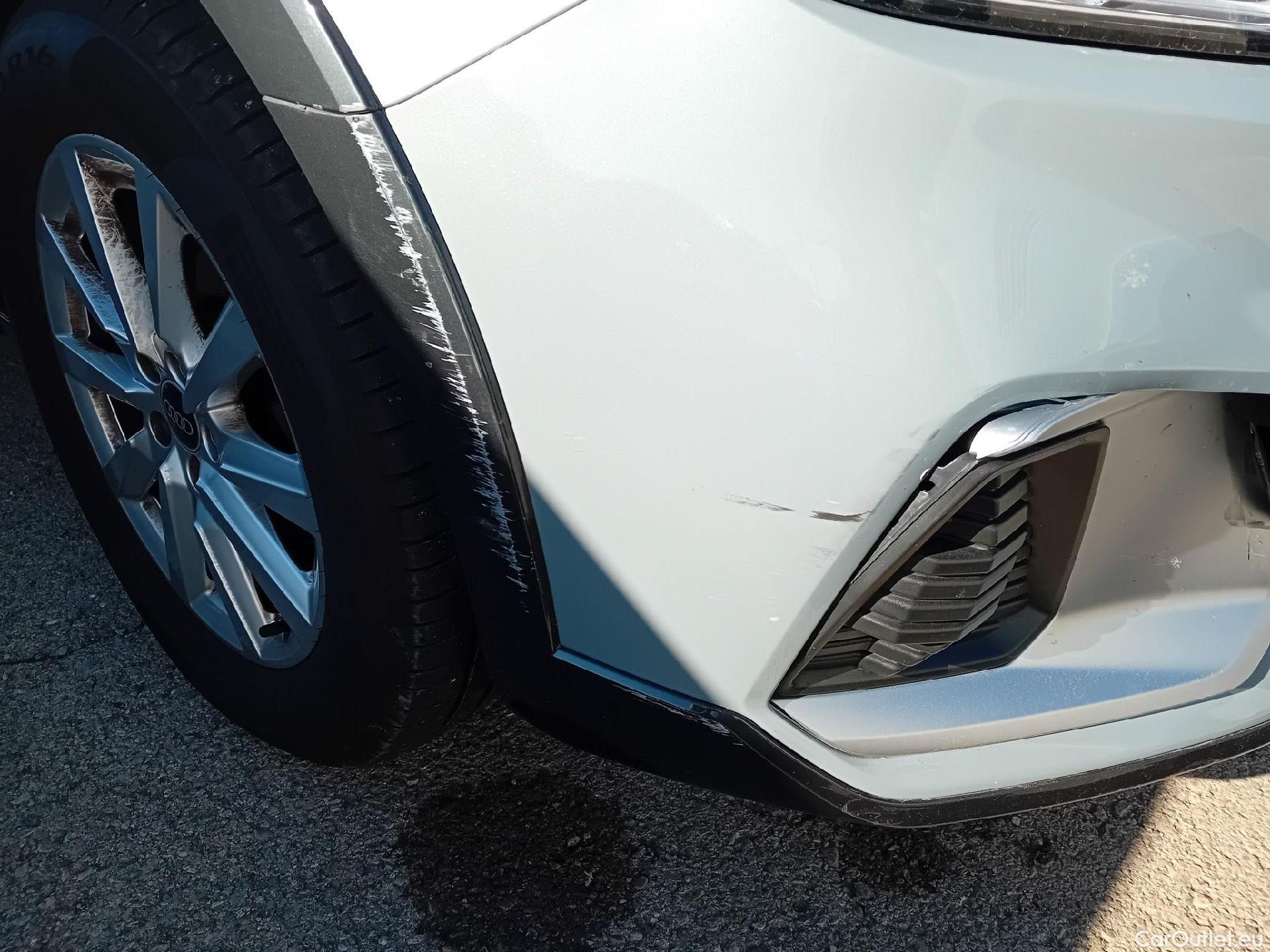  Audi  A1 Sportback AUDI A1 / 2018 / 5P / berlina con portón citycarver 25 TFSI 70kW (95CV) #6