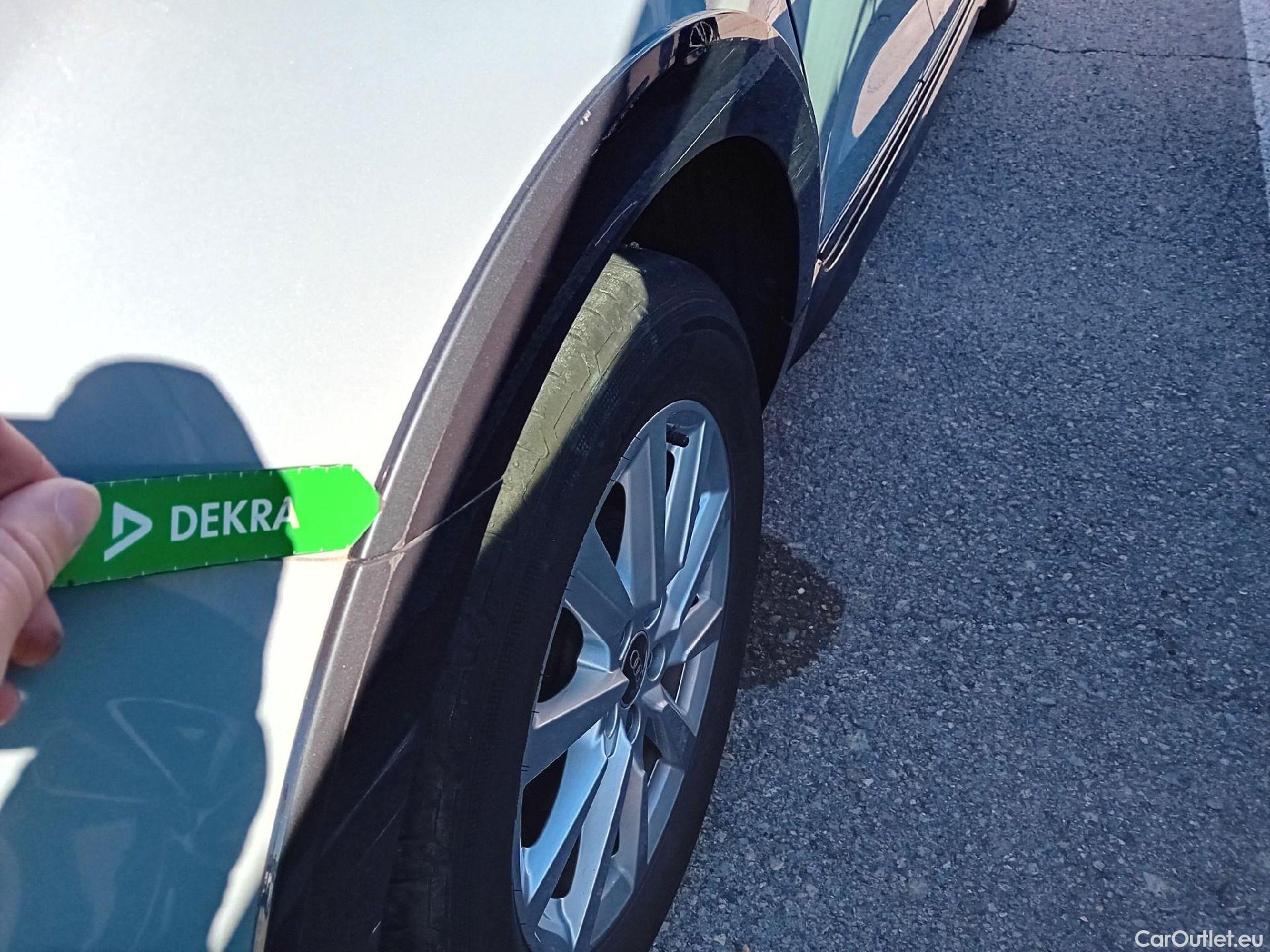  Audi  A1 Sportback AUDI A1 / 2018 / 5P / berlina con portón citycarver 25 TFSI 70kW (95CV) #30