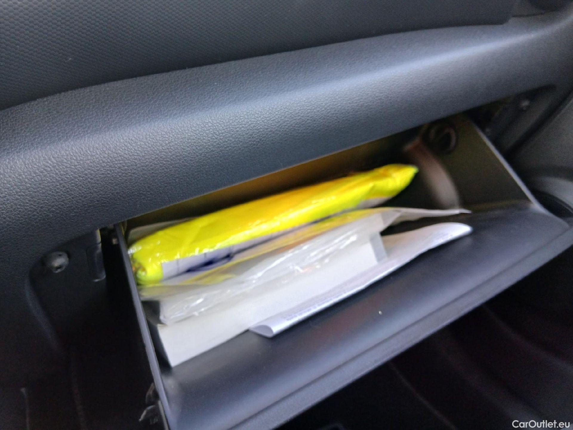  Hyundai  Konna HYUNDAI Kona / 2020 / 5P / todoterreno 1.0 TGDI Maxx 4X2 #2