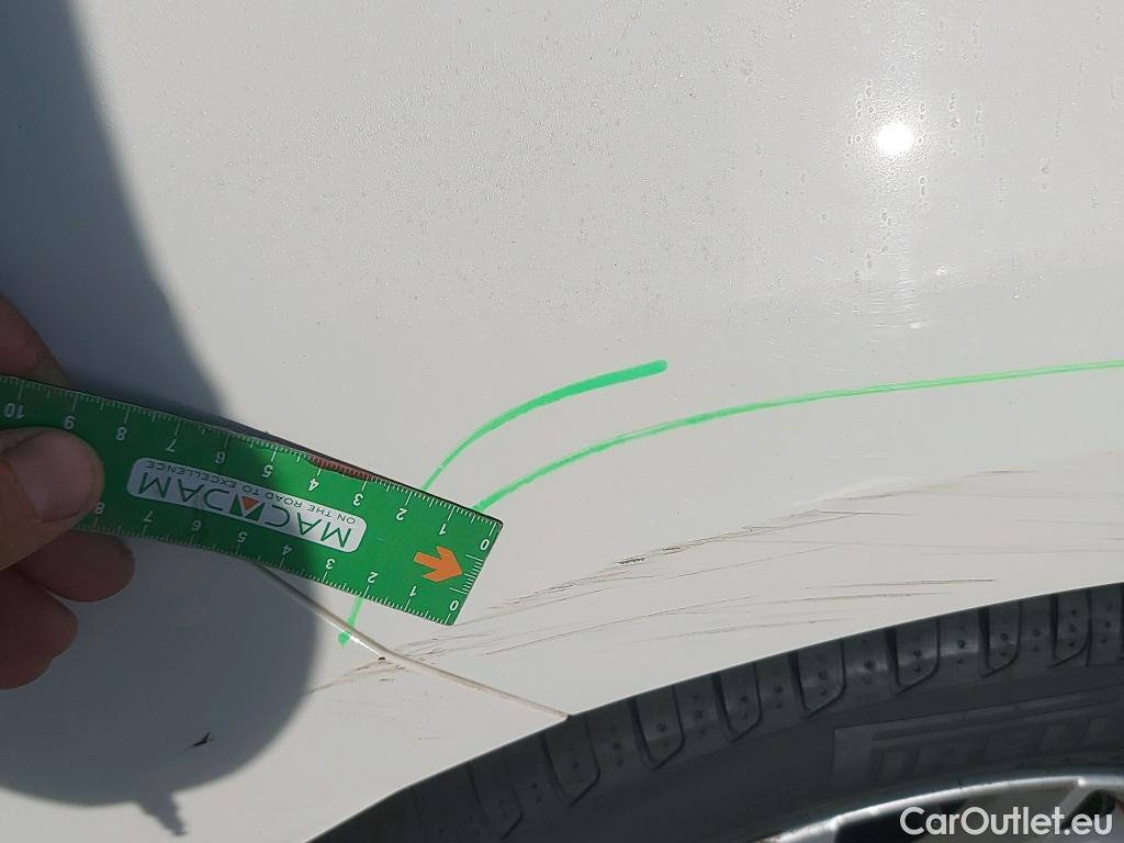  Land Rover  Discovery SEAT Nuevo León / 2020 / 5P / berlina con portón 2.0 TDI 85kW S&S Style Go(SP) #2