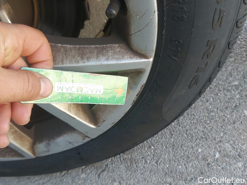  Land Rover  Discovery SEAT Nuevo León / 2020 / 5P / berlina con portón 2.0 TDI 85kW S&S Style Go(SP) #10