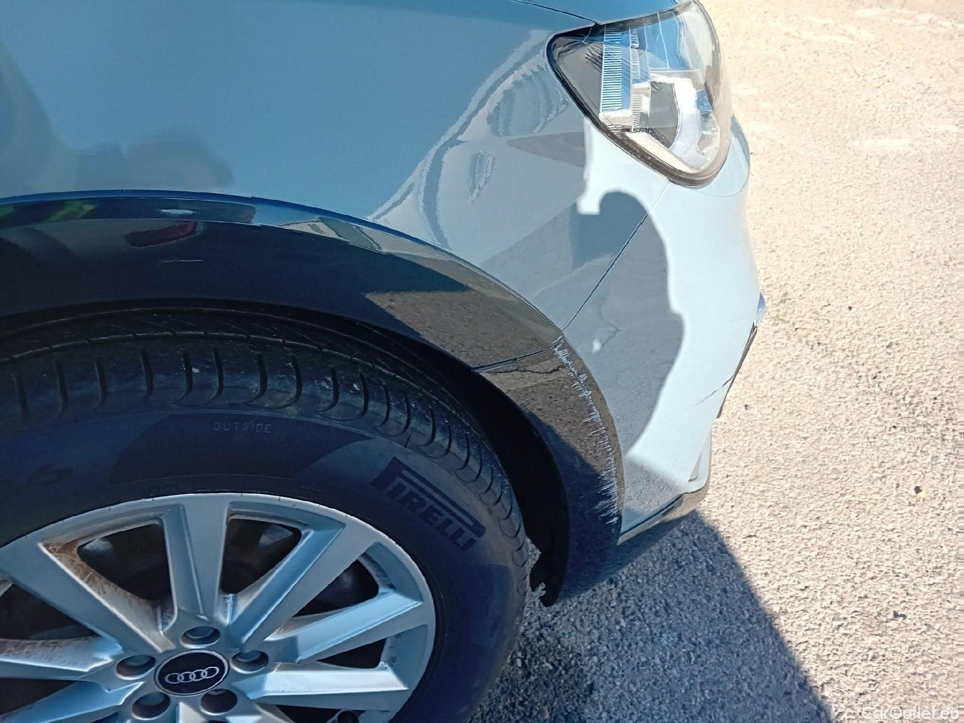  Audi  A1 Sportback AUDI A1 / 2018 / 5P / berlina con portón citycarver 25 TFSI 70kW (95CV) #40