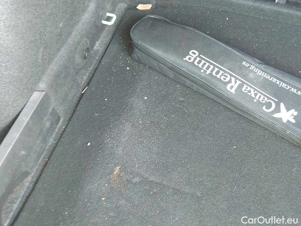  Land Rover  Discovery SEAT Nuevo León / 2020 / 5P / berlina con portón 2.0 TDI 85kW S&S Style Go(SP) #14