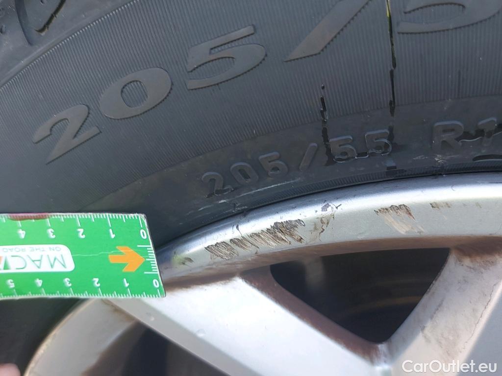  Land Rover  Discovery SEAT Nuevo León / 2020 / 5P / berlina con portón 2.0 TDI 85kW S&S Style Go(SP) #8