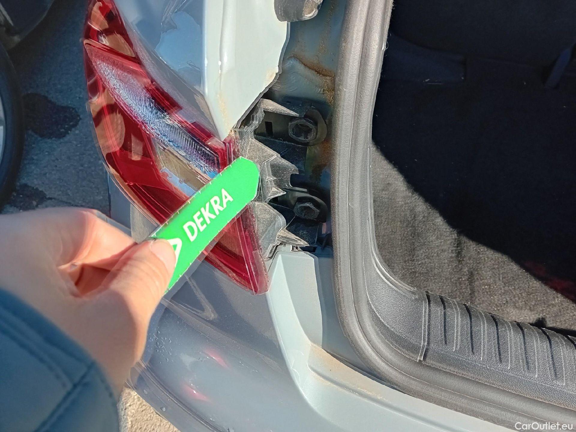  Audi  A1 Sportback AUDI A1 / 2018 / 5P / berlina con portón citycarver 25 TFSI 70kW (95CV) #27