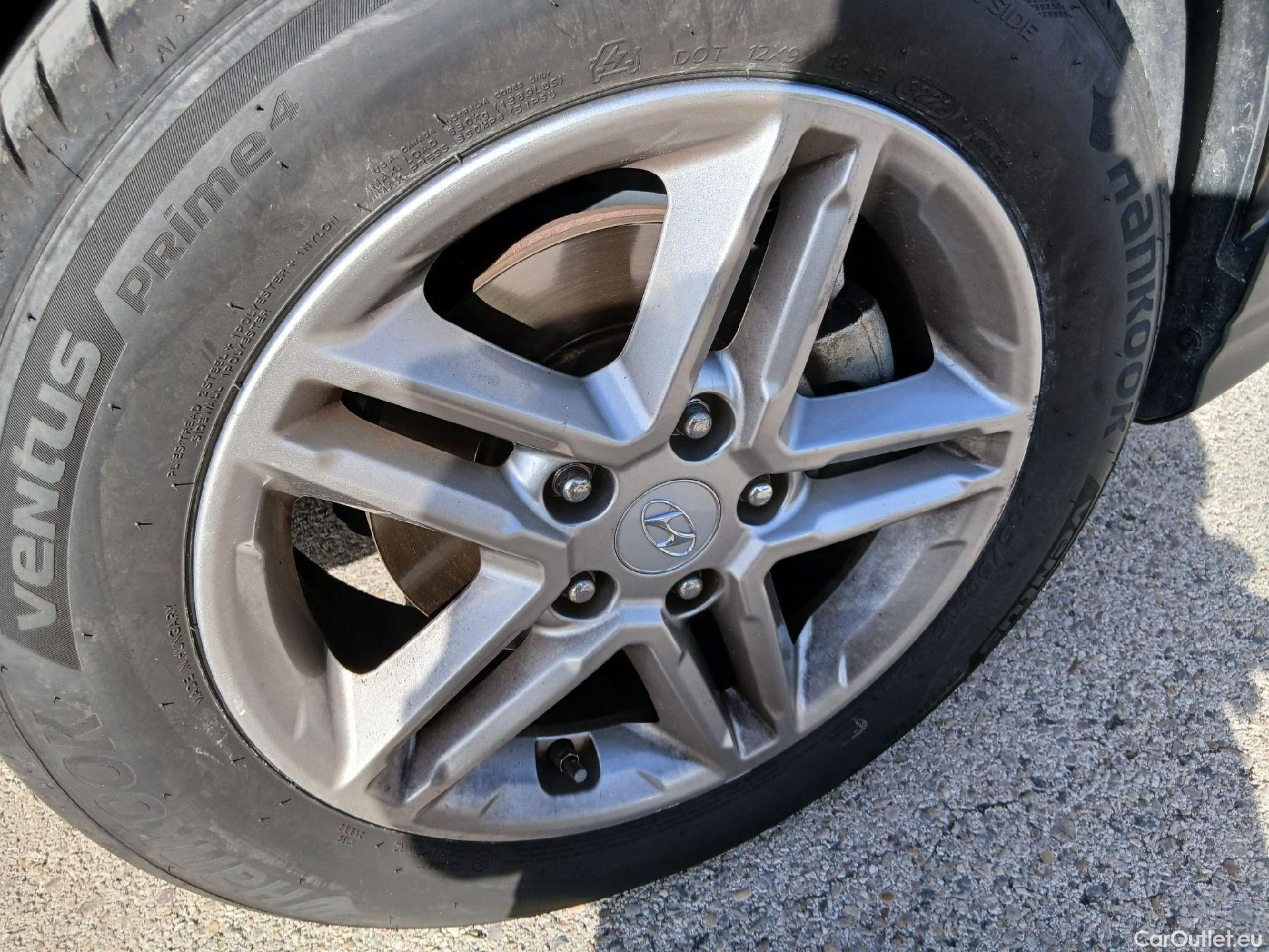  Hyundai  Konna HYUNDAI Kona / 2020 / 5P / todoterreno 1.0 TGDI Maxx 4X2 #25