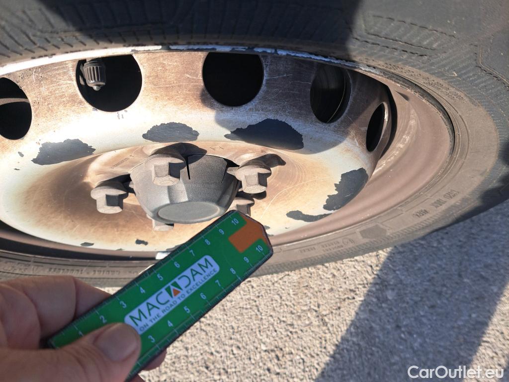  Nissan  NV400 NISSAN  / 2011 / 4P / furgón L2H2 3,5T 2.3dCi 110kW FWD Optima #51