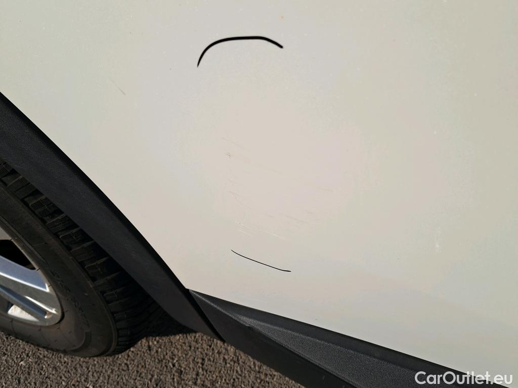  Peugeot  3008 PEUGEOT  / 2020 / 5P / todoterreno 1.2 PureTech 96KW S&S Active Pack EAT8 #6