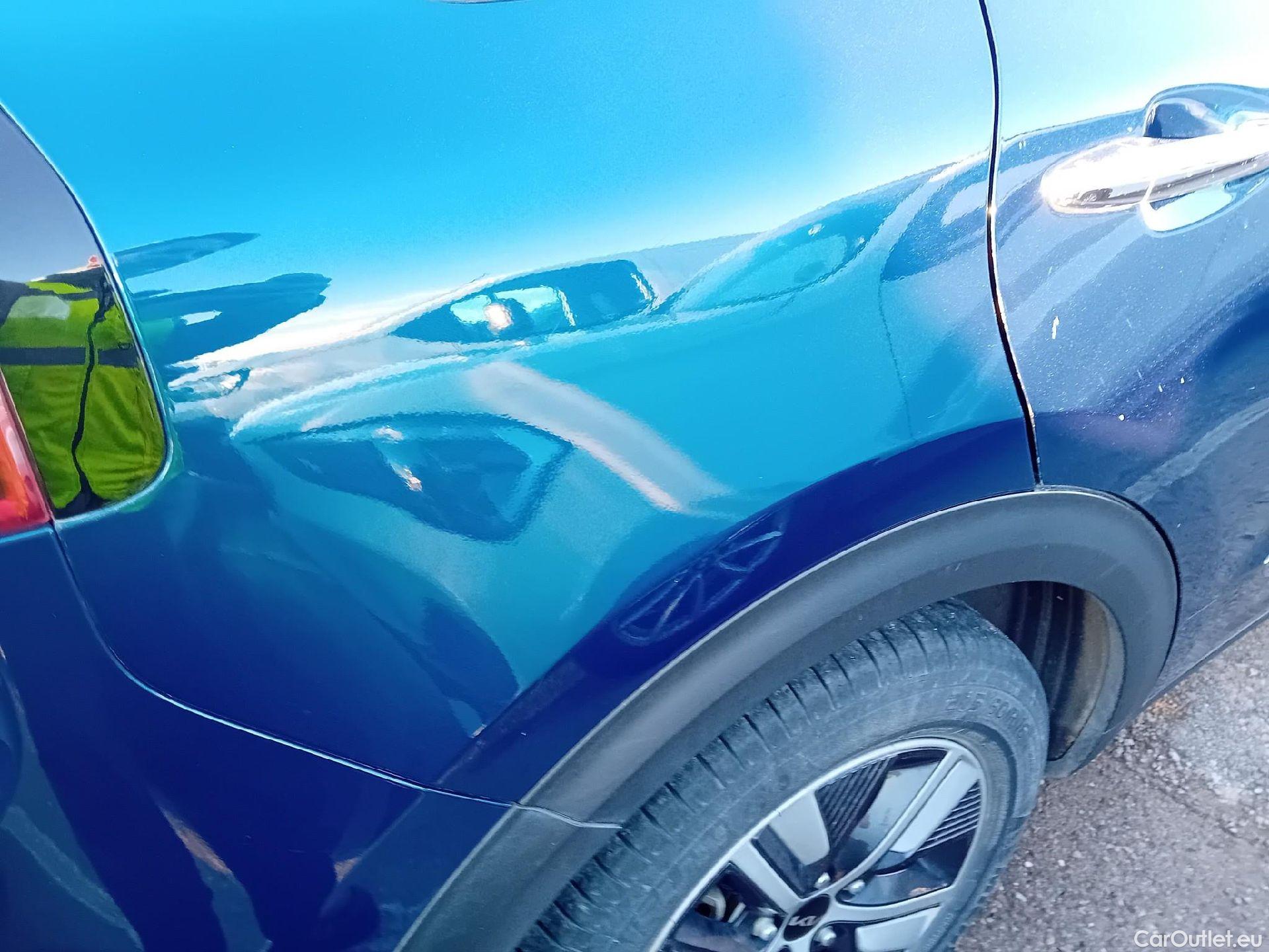  KIA  Niro KIA  / 2019 / 5P / crossover 1.6 GDi PHEV 104kW (141CV) Drive #37